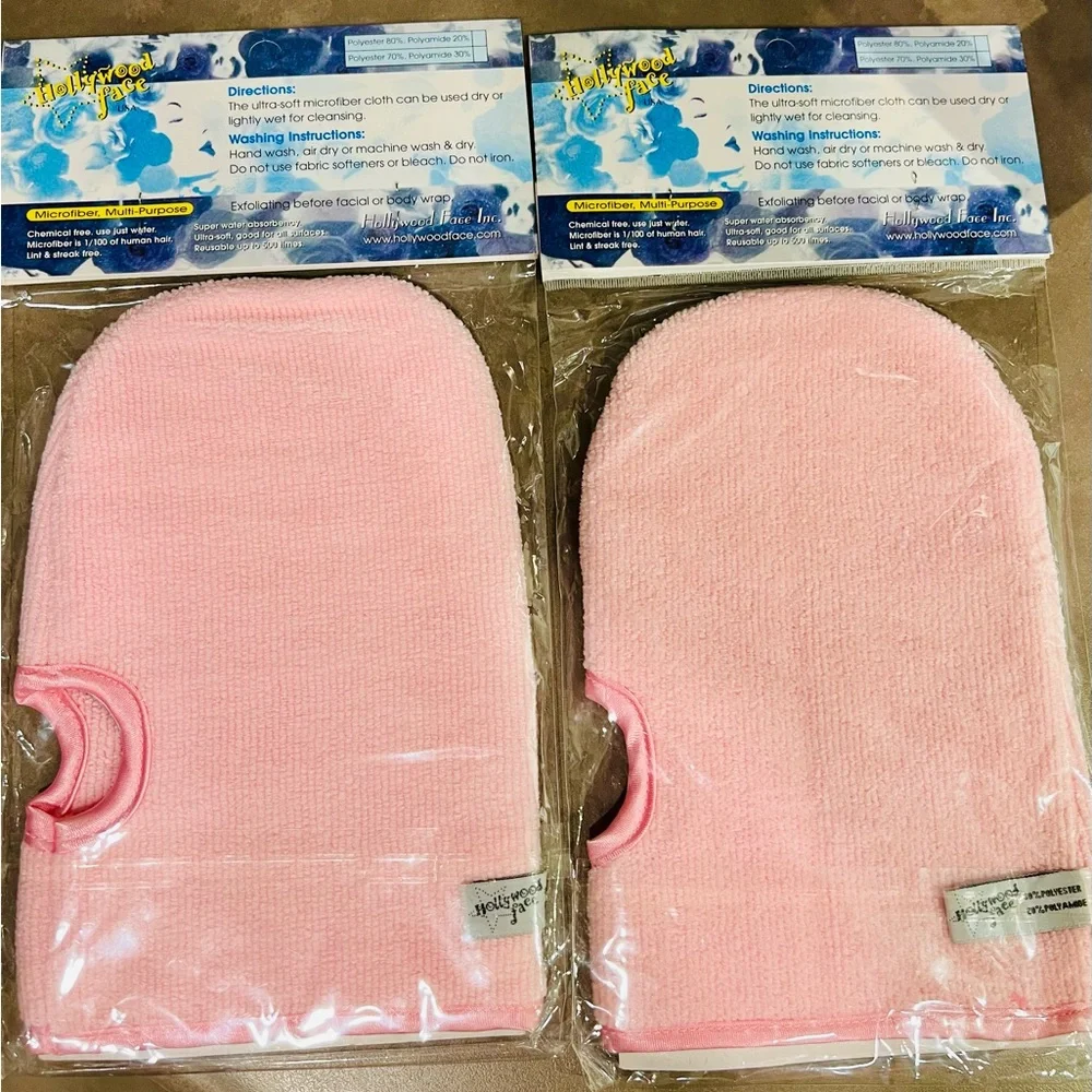 NEW Hollywood Face Makeup Eraser Microfiber (2) Cleansing Cloths Hand Mitts